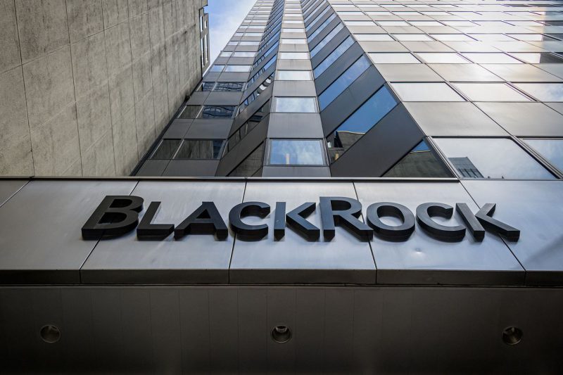 You are currently viewing Blackrock’s meeting with SEC pumps bitcoin, here’s how you cash in